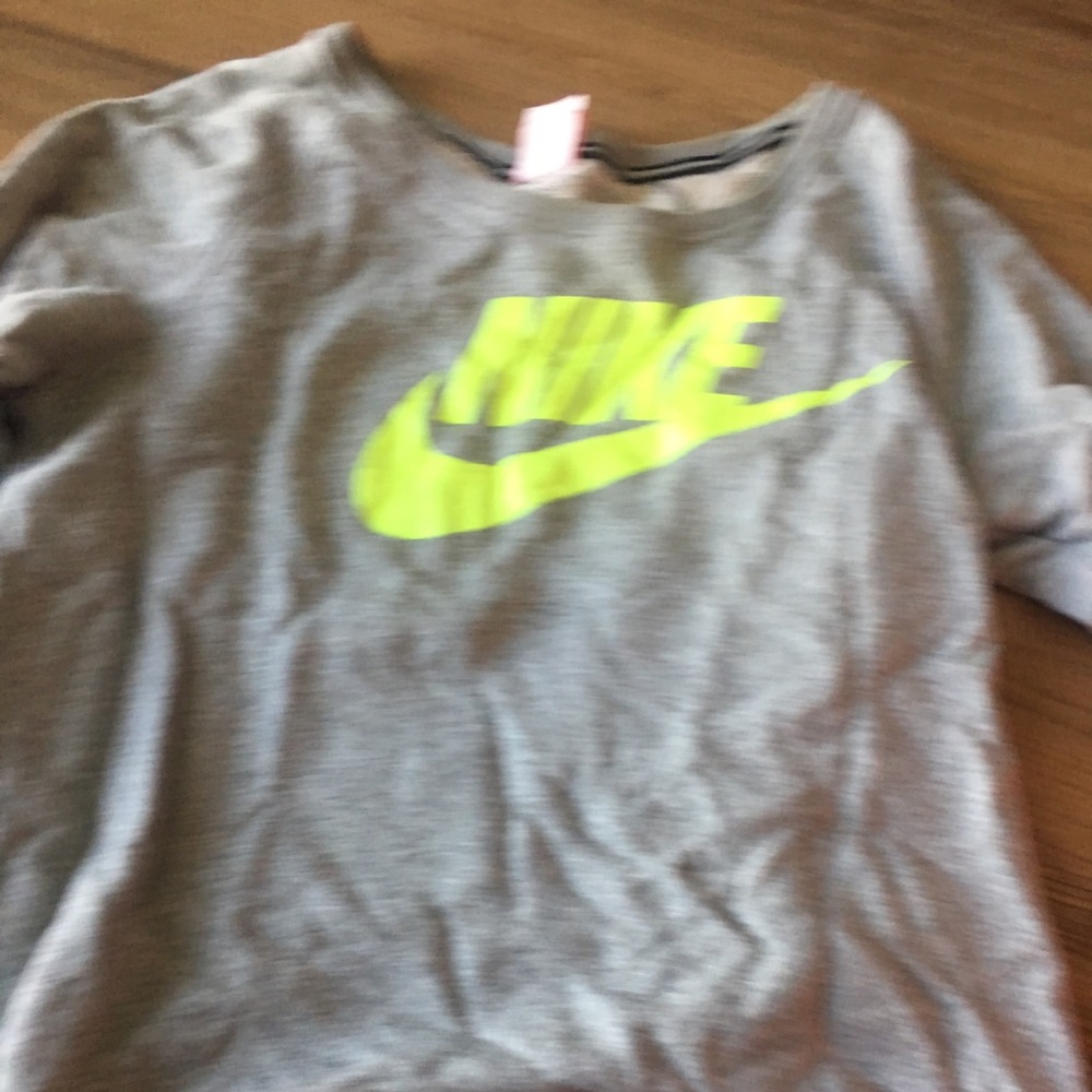 Women’s Nike pullover